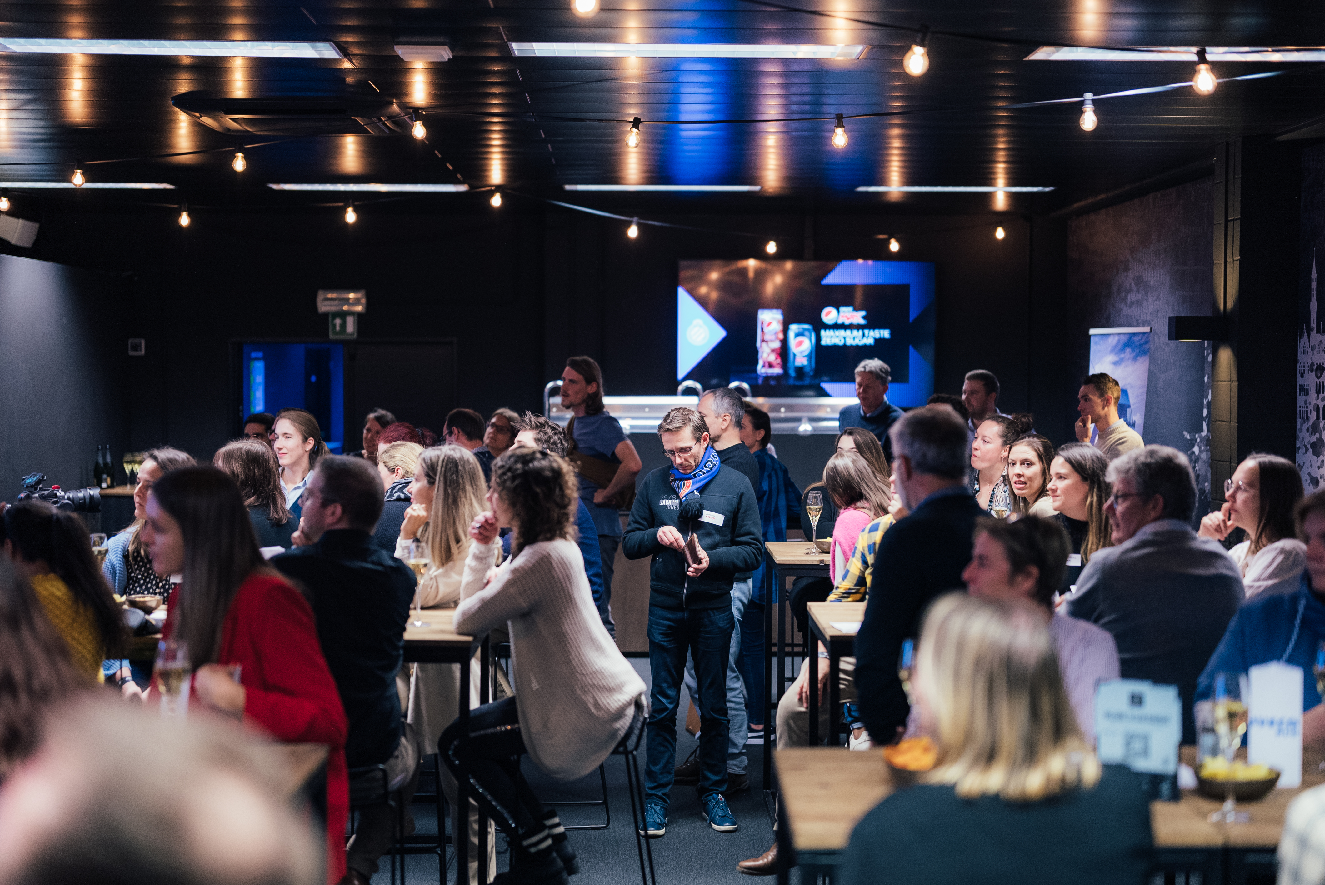20221019_SPORTSBAR-36.jpg